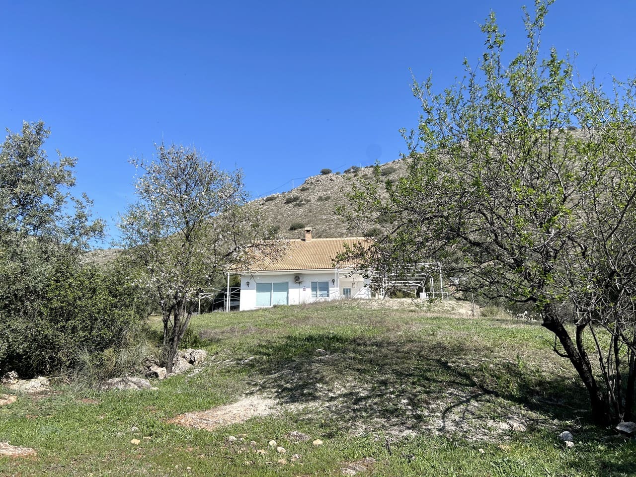 2 soveværelse Finca/Landehus til salg i Priego de Cordoba med garage - € 269.000 (Ref: 8839873)