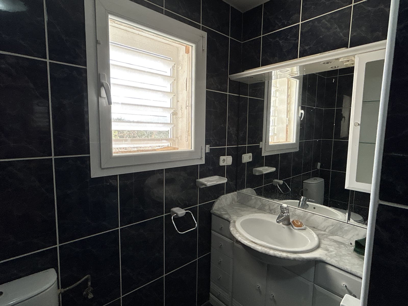 2 soveværelse Finca/Landehus til salg i Priego de Cordoba med garage - € 269.000 (Ref: 8839873)