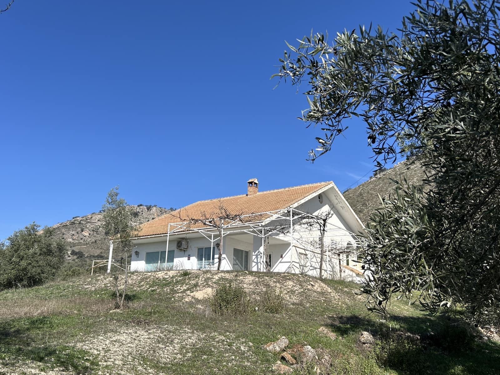 2 soveværelse Finca/Landehus til salg i Priego de Cordoba med garage - € 269.000 (Ref: 8839873)