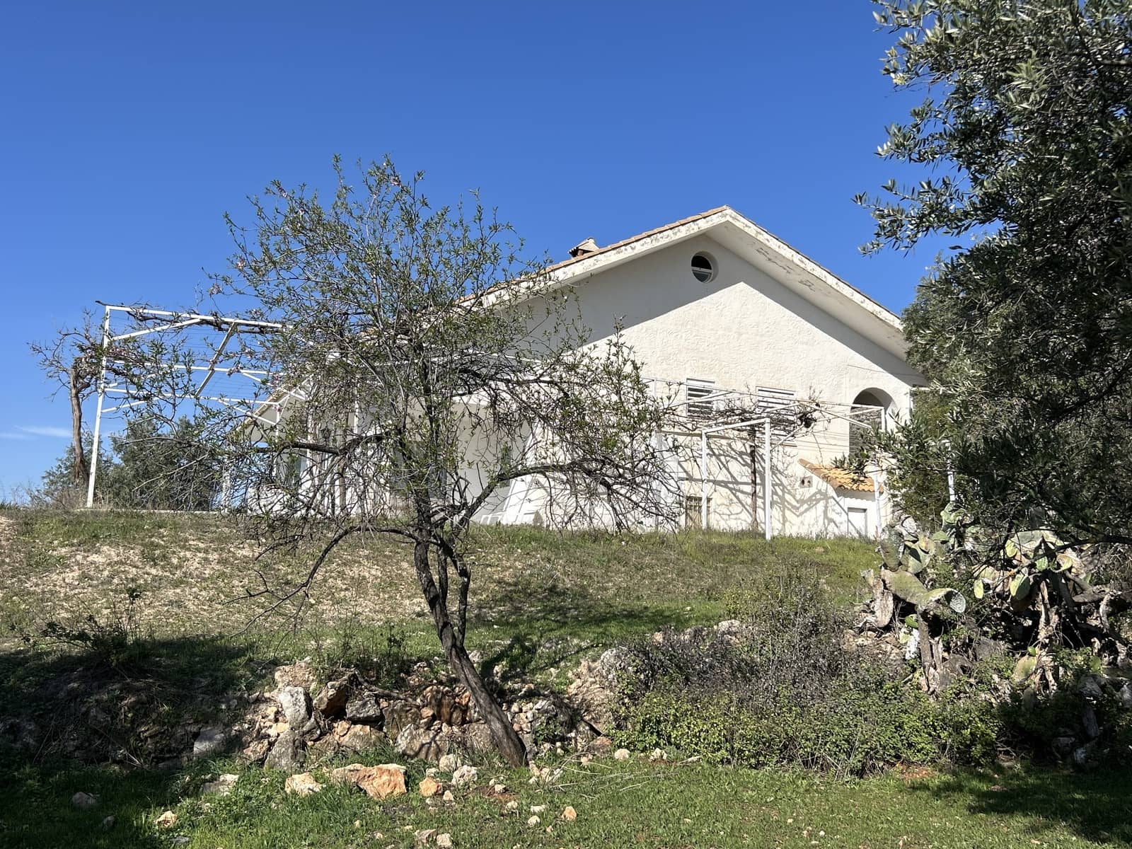 2 soveværelse Finca/Landehus til salg i Priego de Cordoba med garage - € 269.000 (Ref: 8839873)