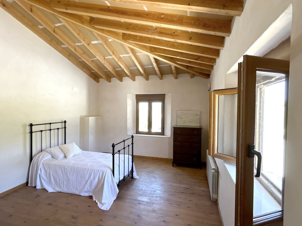 5 bedroom Finca/Country House for sale in Santa Cruz del Comercio with garage - € 1,300,000 (Ref: 8961929)