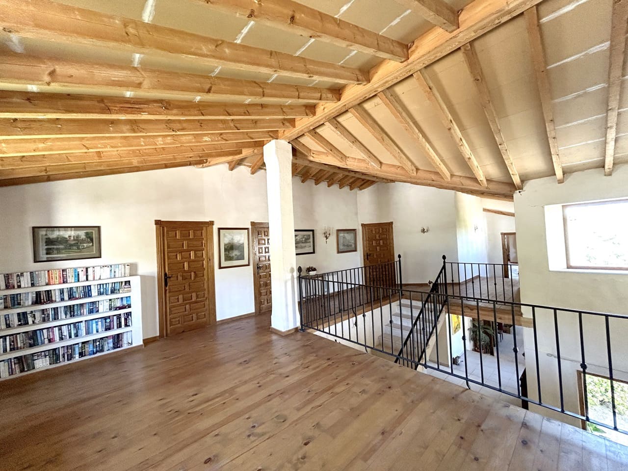 5 bedroom Finca/Country House for sale in Santa Cruz del Comercio with garage - € 1,300,000 (Ref: 8961929)