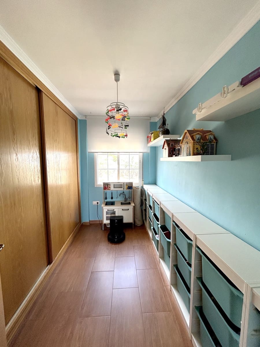 5 soveværelse Villa til salg i Gualchos med swimmingpool garage - € 355.000 (Ref: 8964108)