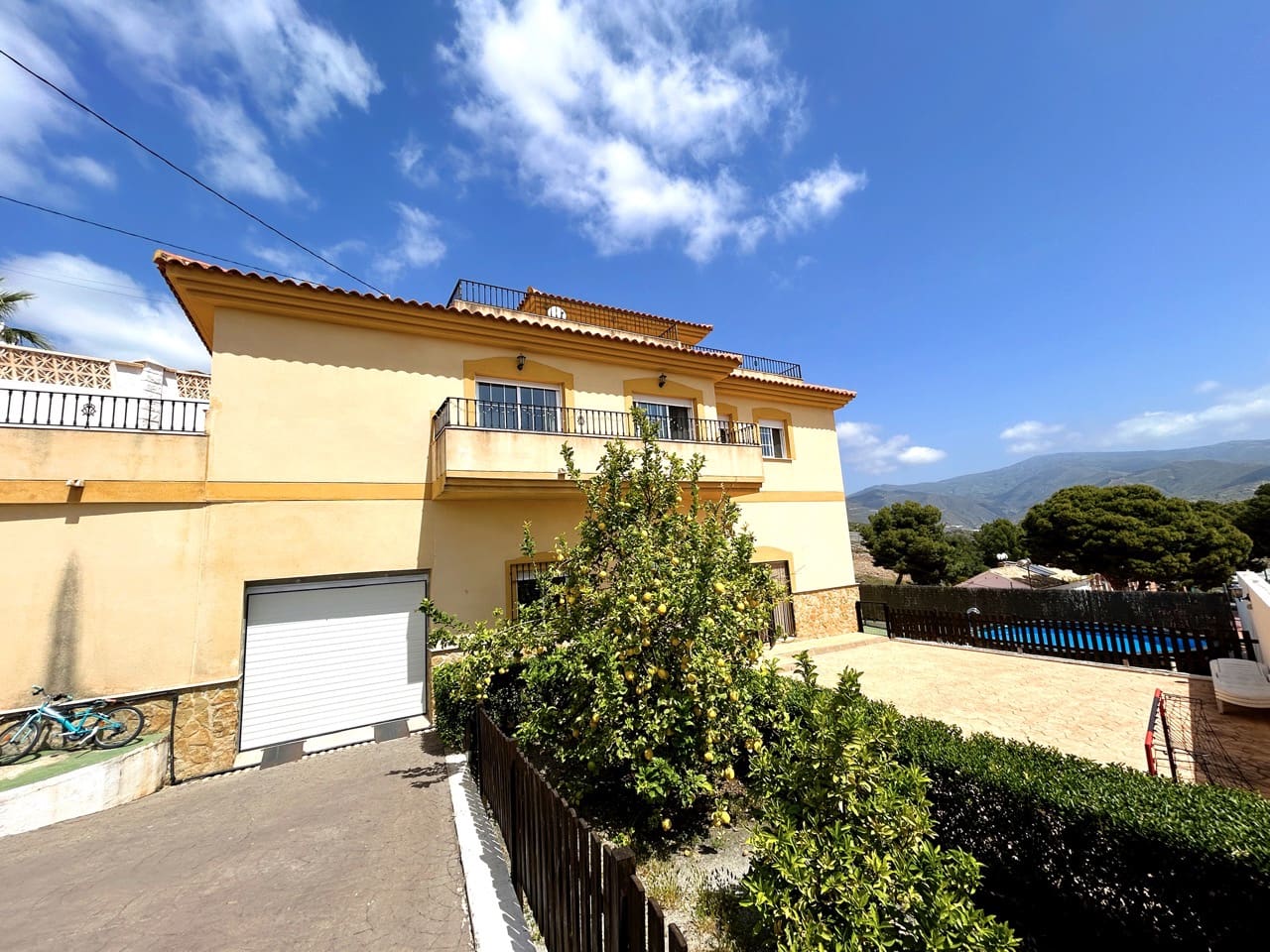 5 soveværelse Villa til salg i Gualchos med swimmingpool garage - € 355.000 (Ref: 8964108)