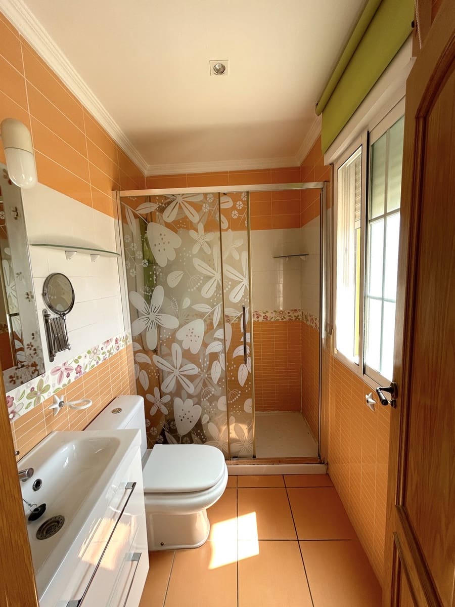 5 soveværelse Villa til salg i Gualchos med swimmingpool garage - € 355.000 (Ref: 8964108)