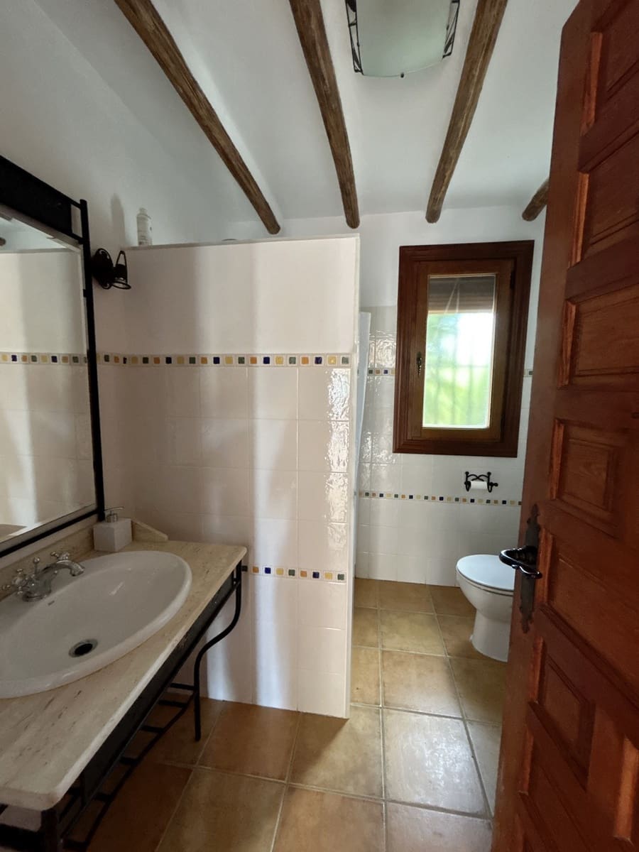 15 soveværelse Guesthouse/B & B til salg i Santa Cruz del Comercio med swimmingpool garage - € 1.750.000 (Ref: 8969717)