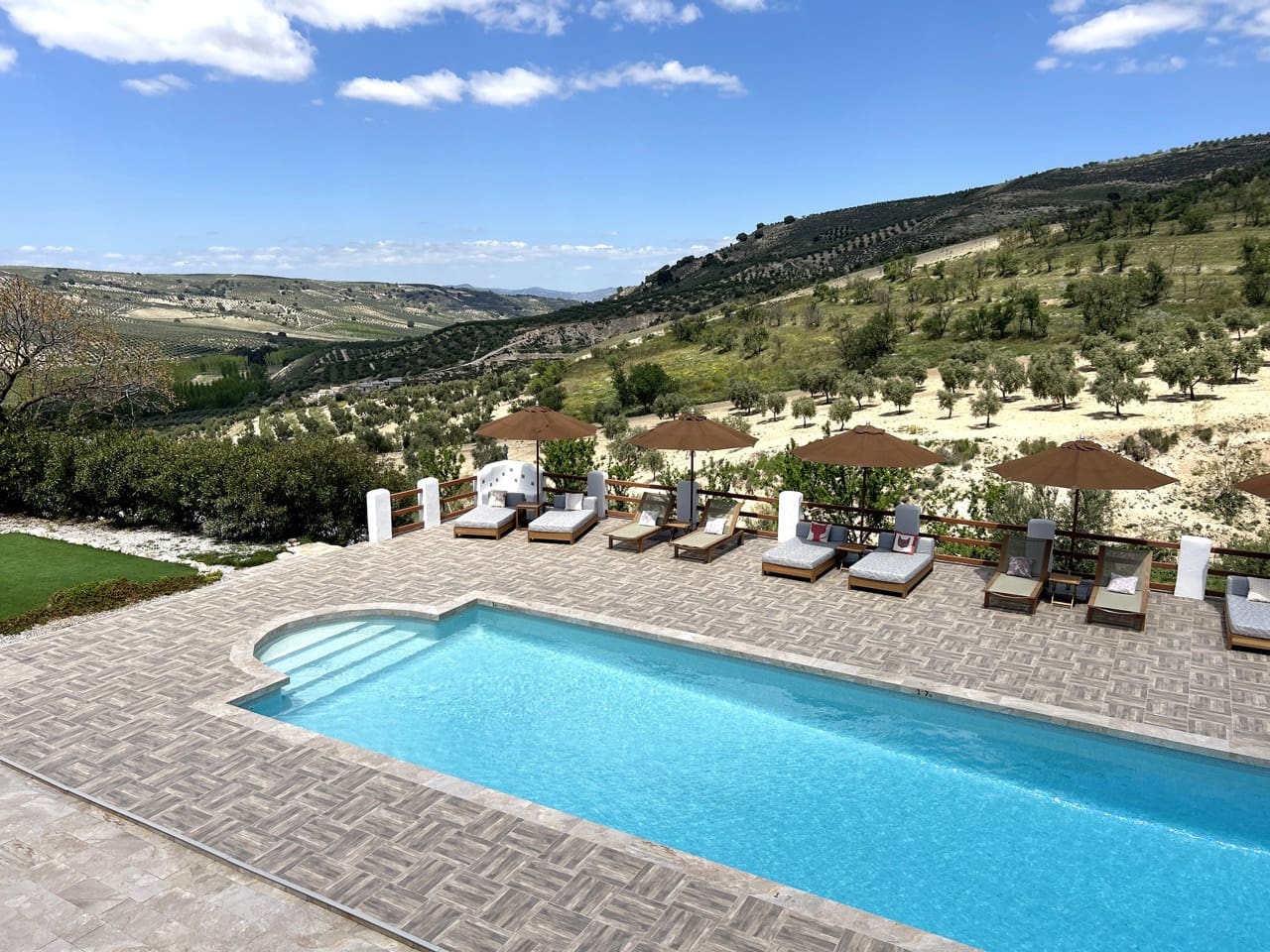 15 soveværelse Guesthouse/B & B til salg i Santa Cruz del Comercio med swimmingpool garage - € 1.750.000 (Ref: 8969717)