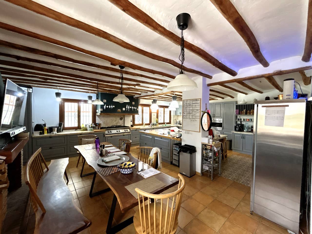 15 soveværelse Guesthouse/B & B til salg i Santa Cruz del Comercio med swimmingpool garage - € 1.750.000 (Ref: 8969717)