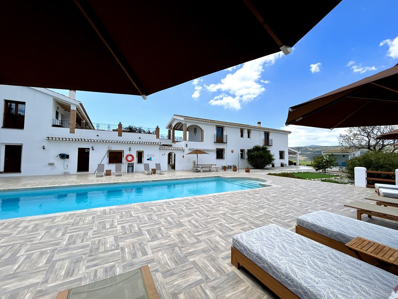 15 soveværelse Guesthouse/B & B til salg i Santa Cruz del Comercio med swimmingpool garage - € 1.750.000 (Ref: 8969717)