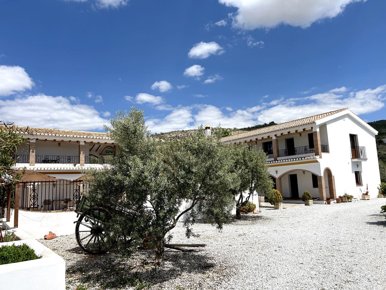 15 soveværelse Guesthouse/B & B til salg i Santa Cruz del Comercio med swimmingpool garage - € 1.750.000 (Ref: 8969717)