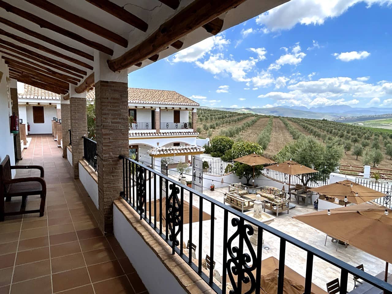 15 soveværelse Guesthouse/B & B til salg i Santa Cruz del Comercio med swimmingpool garage - € 1.750.000 (Ref: 8969717)