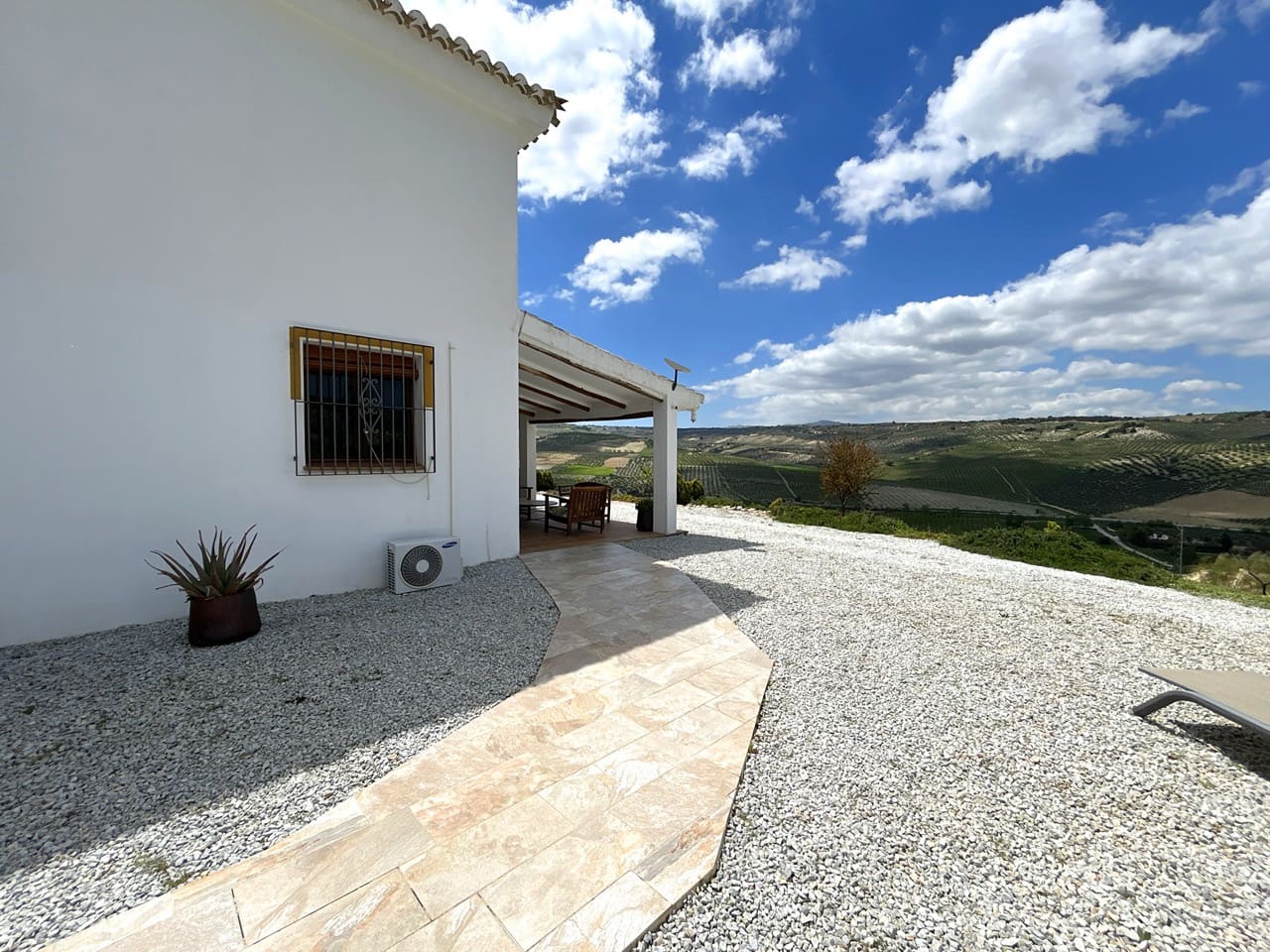 15 soveværelse Guesthouse/B & B til salg i Santa Cruz del Comercio med swimmingpool garage - € 1.750.000 (Ref: 8969717)