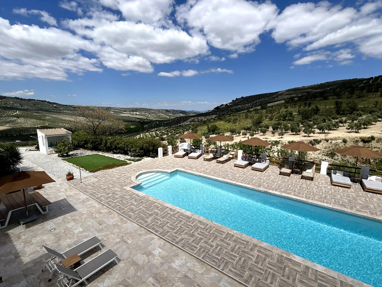 15 soveværelse Guesthouse/B & B til salg i Santa Cruz del Comercio med swimmingpool garage - € 1.750.000 (Ref: 8969717)