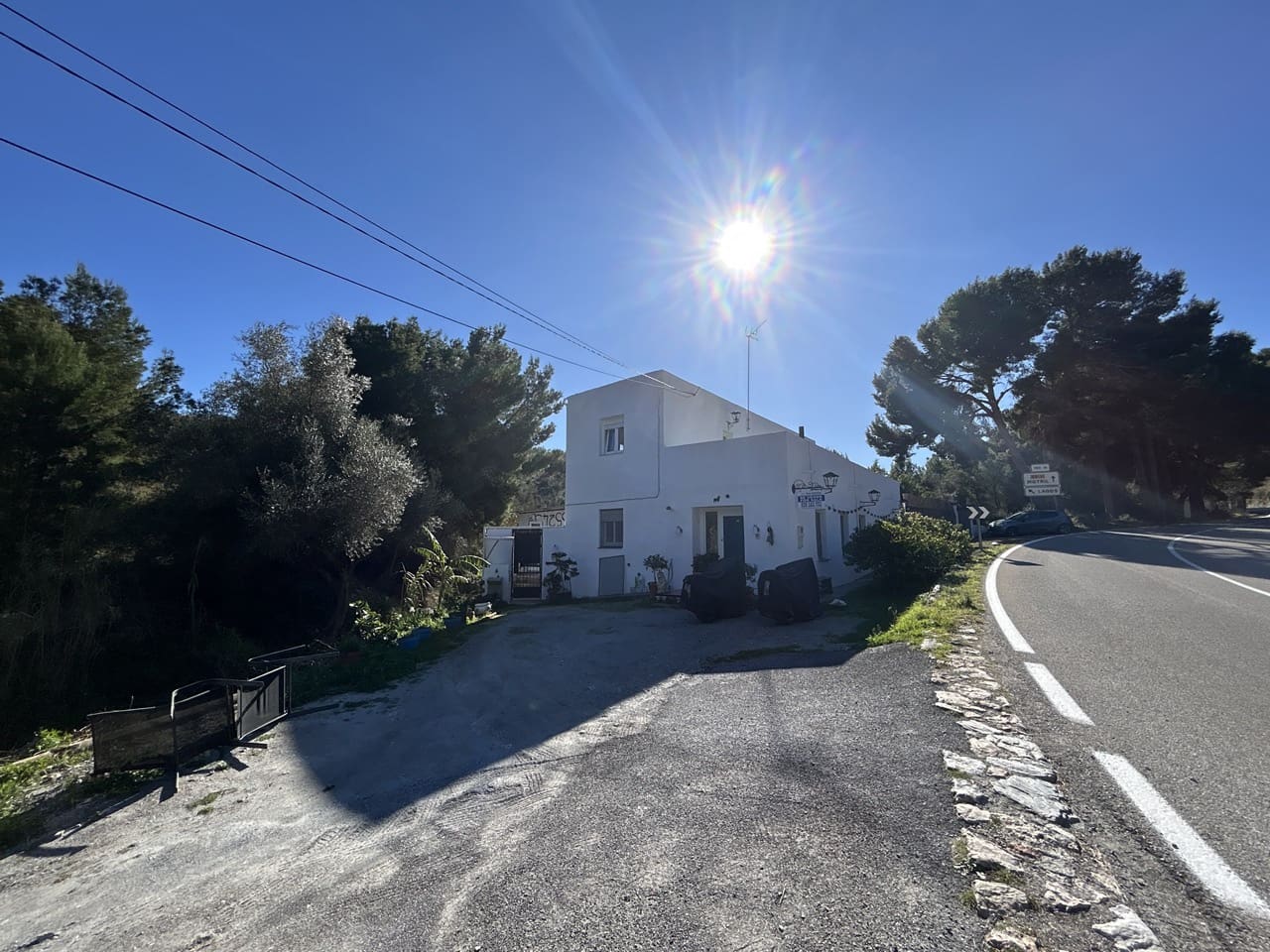 5 soveværelse Villa til salg i Velez de Benaudalla med swimmingpool garage - € 285.000 (Ref: 9032631)