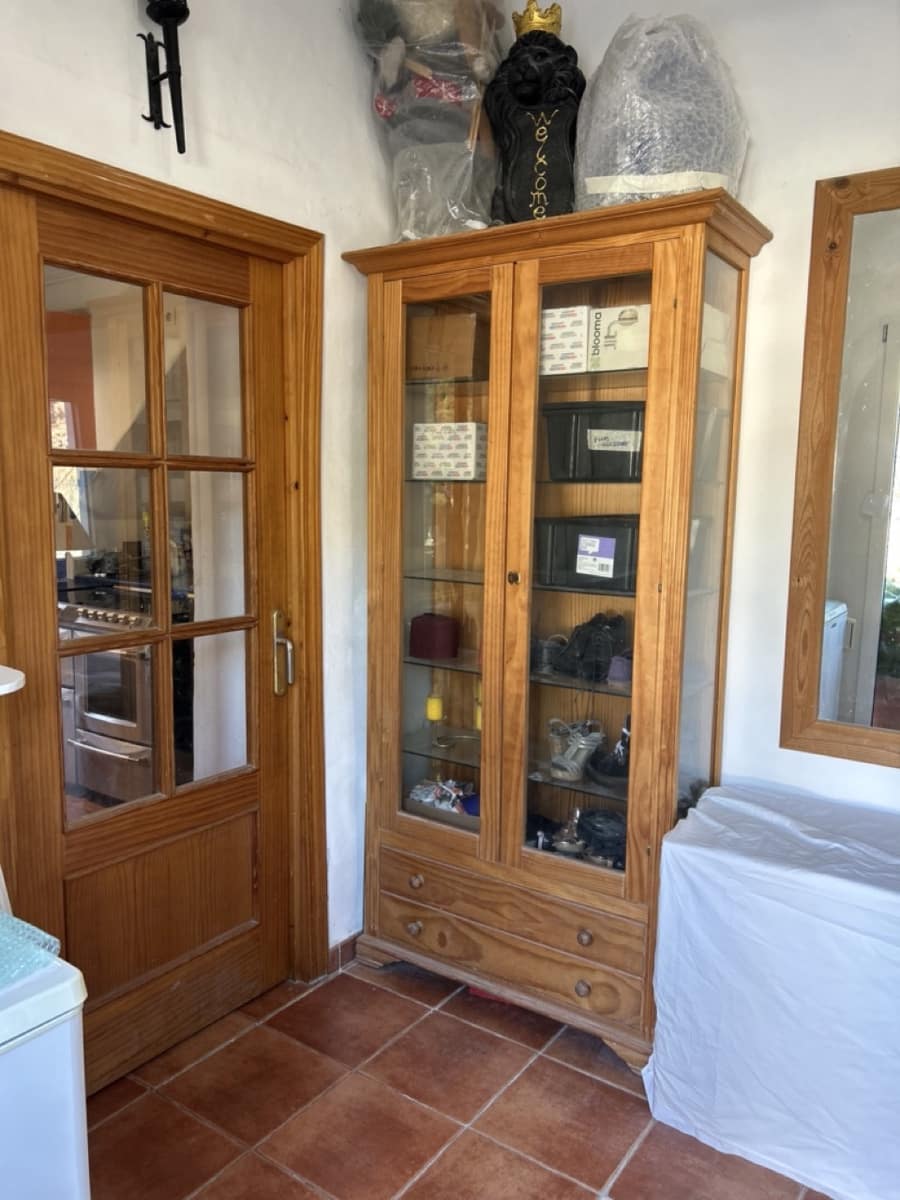 5 soveværelse Villa til salg i Velez de Benaudalla med swimmingpool garage - € 285.000 (Ref: 9032631)