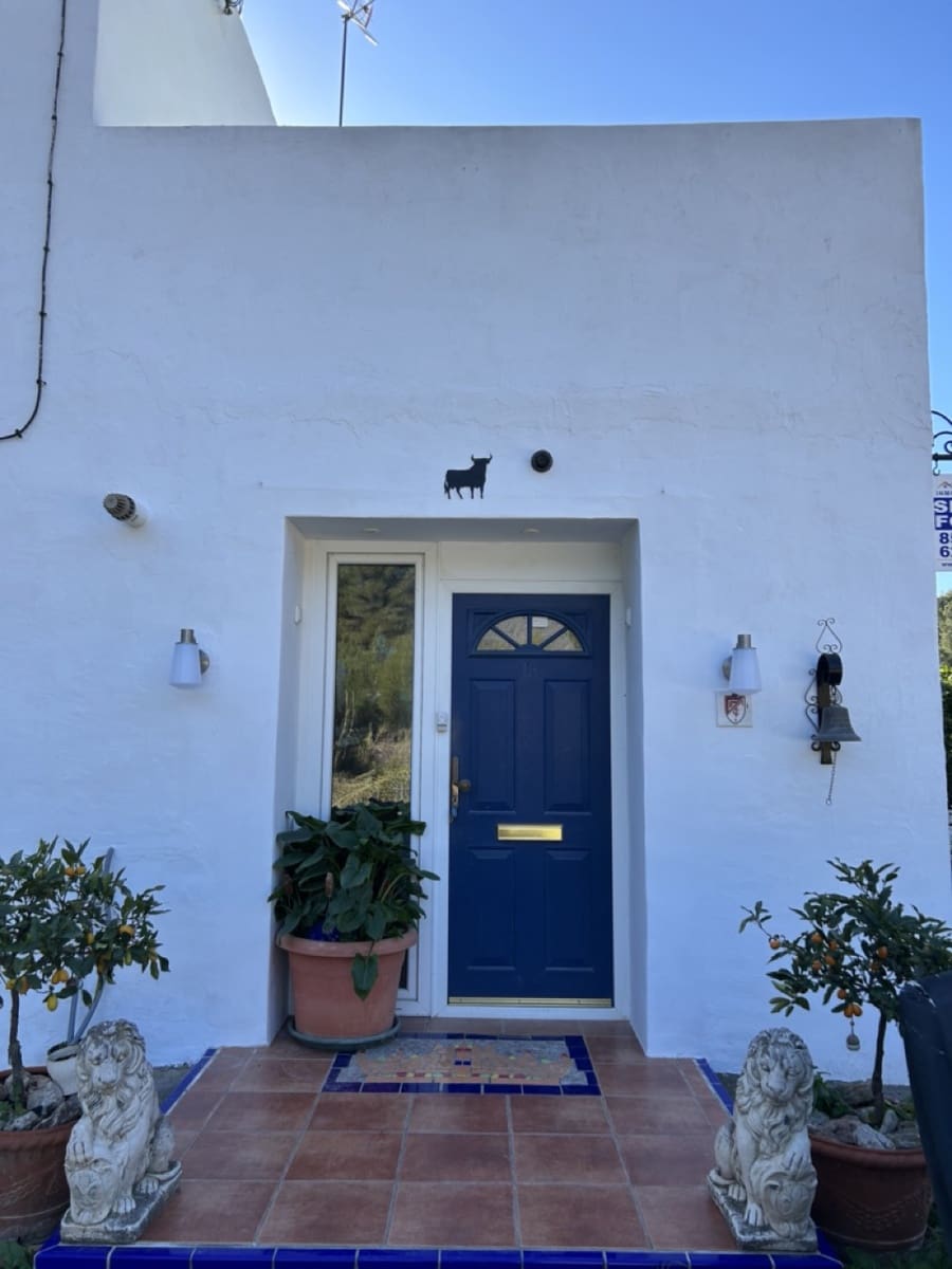 5 soveværelse Villa til salg i Velez de Benaudalla med swimmingpool garage - € 285.000 (Ref: 9032631)