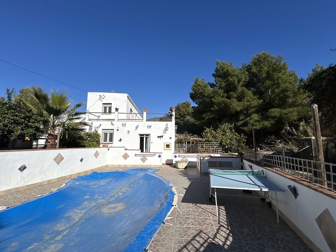 5 soveværelse Villa til salg i Velez de Benaudalla med swimmingpool garage - € 285.000 (Ref: 9032631)