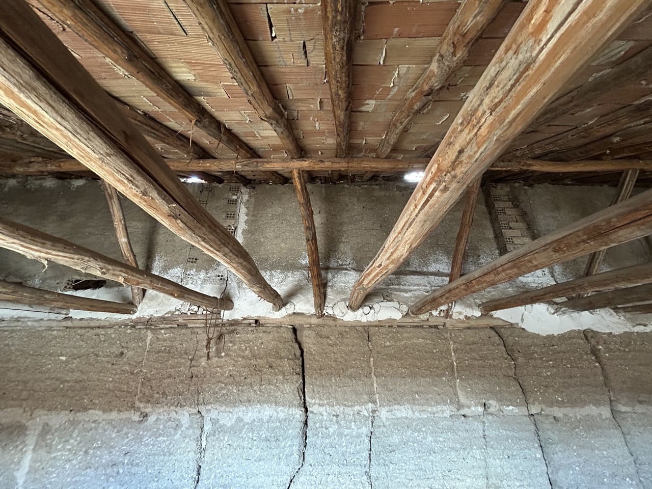 Ruin til salg i Moclin - € 25.000 (Ref: 9032646)