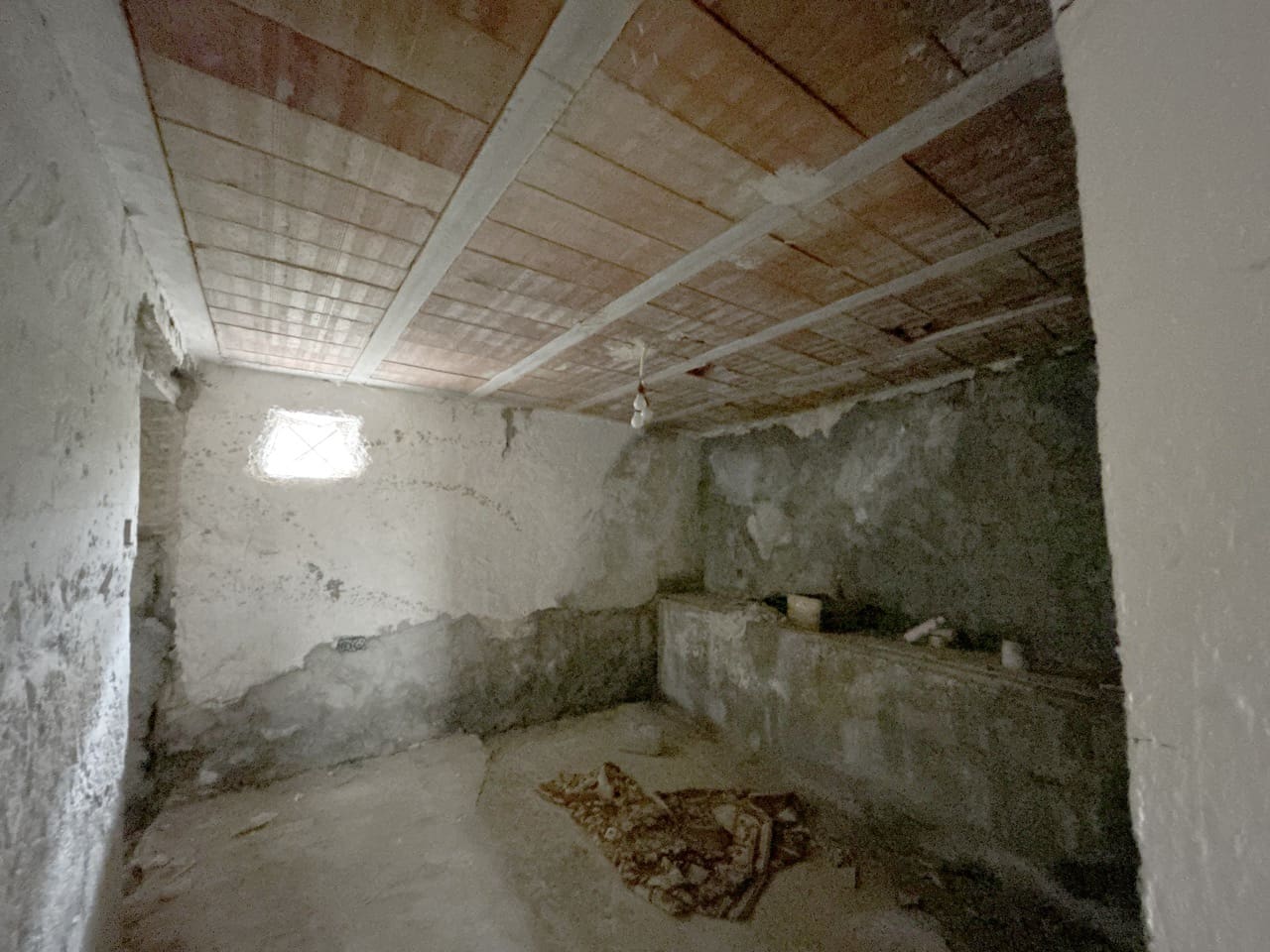 Ruin til salg i Moclin - € 25.000 (Ref: 9032646)