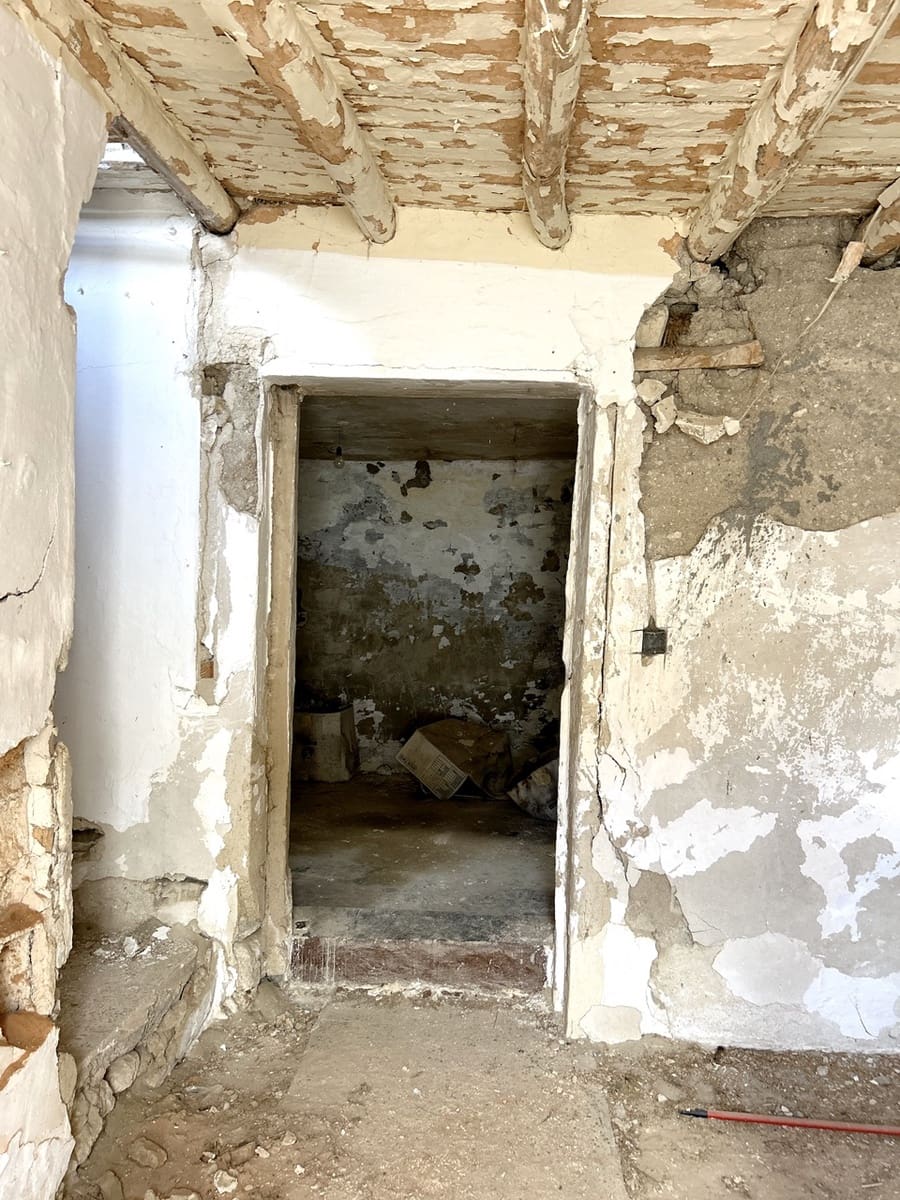 Ruin til salg i Moclin - € 25.000 (Ref: 9032646)