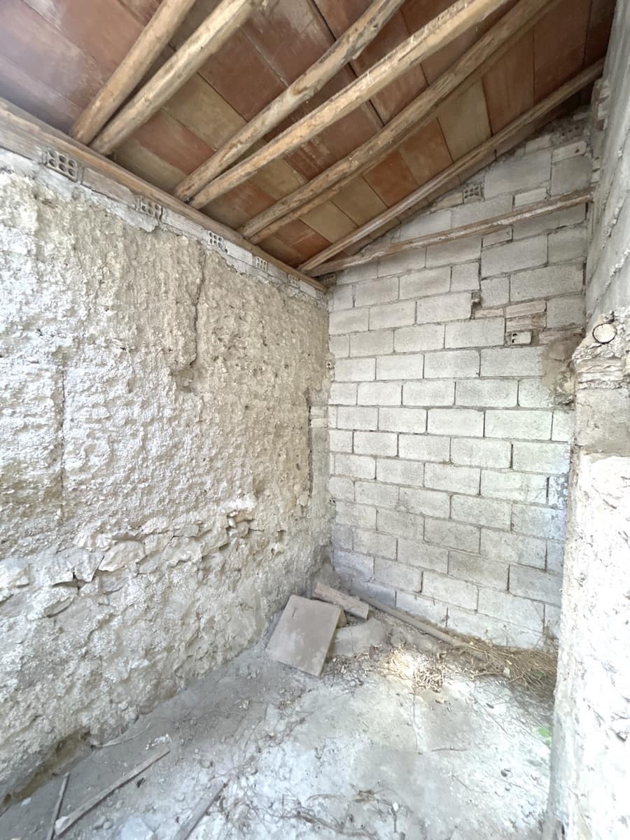 Ruin til salg i Moclin - € 25.000 (Ref: 9032646)