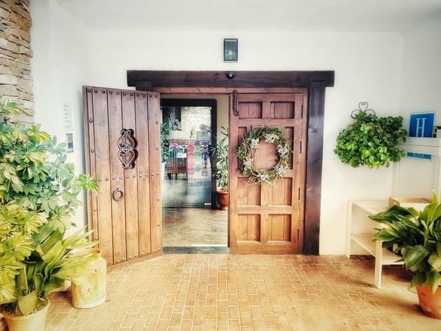 29 slaapkamer Hotel te koop in Dílar met zwembad garage - € 1.500.000 (Ref: 9115463)