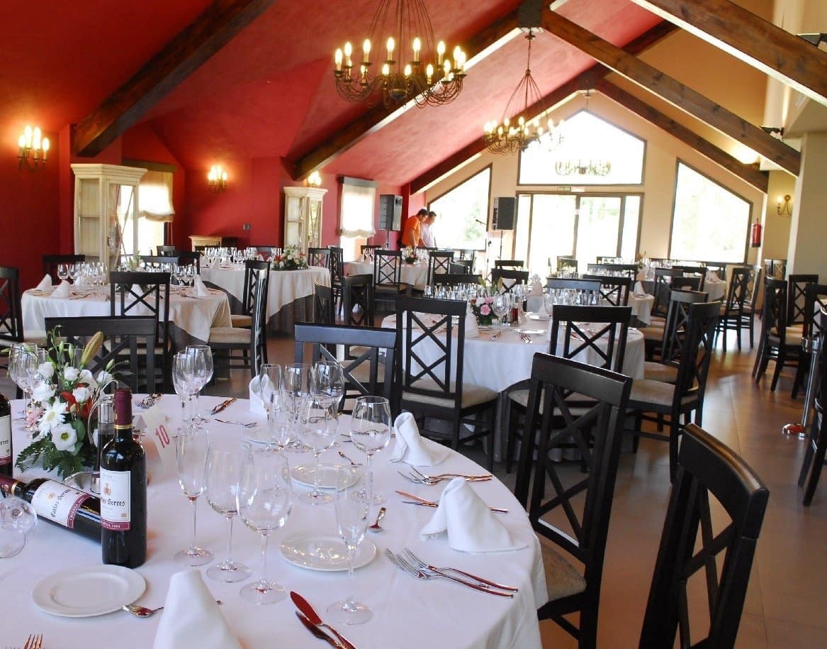 29 soveværelse Hotel til salg i Dilar med swimmingpool garage - € 1.500.000 (Ref: 9115463)