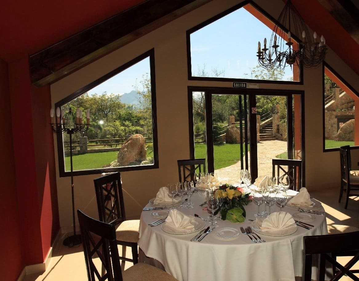 29 soveværelse Hotel til salg i Dilar med swimmingpool garage - € 1.500.000 (Ref: 9115463)