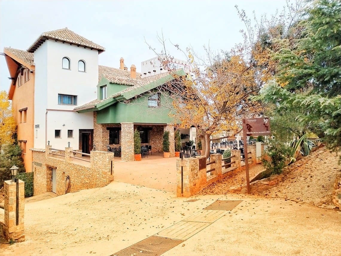 29 soveværelse Hotel til salg i Dilar med swimmingpool garage - € 1.500.000 (Ref: 9115463)