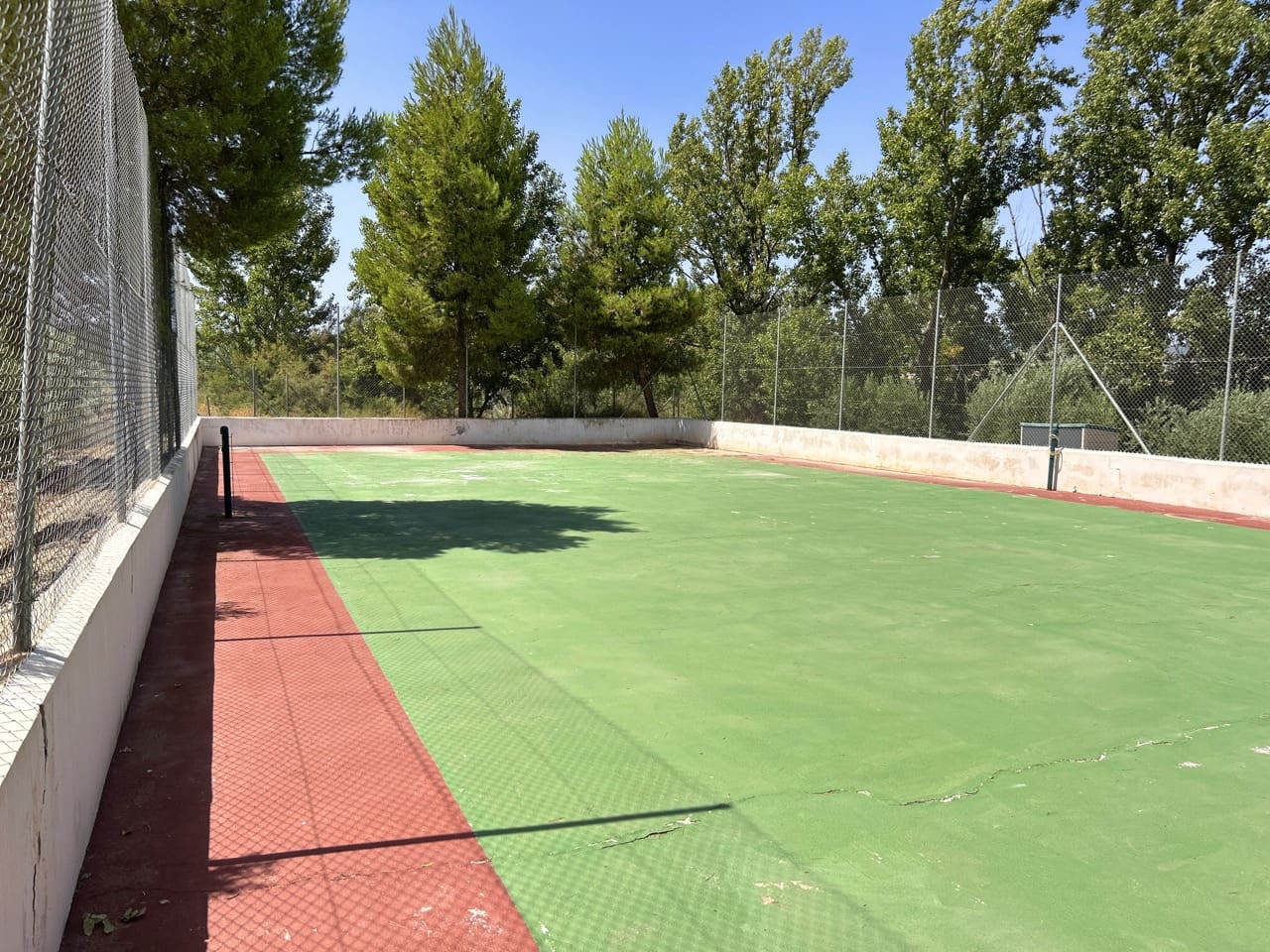 14 soveværelse Finca/Landehus til salg i Caniles med swimmingpool garage - € 1.250.000 (Ref: 9142442)