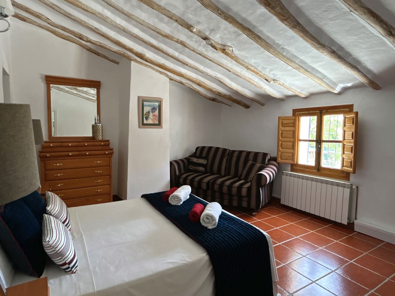 14 soveværelse Finca/Landehus til salg i Caniles med swimmingpool garage - € 1.250.000 (Ref: 9142442)