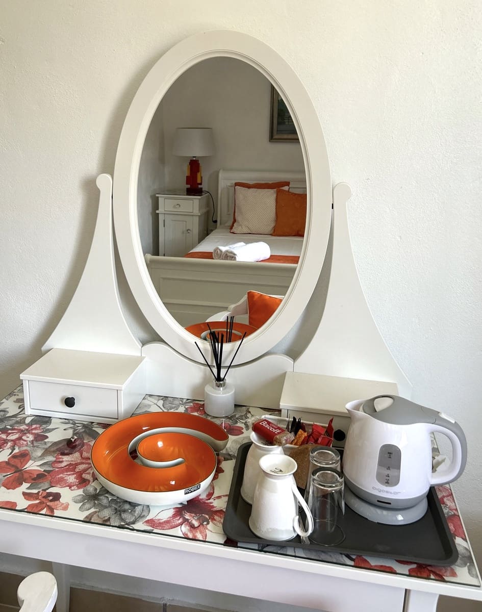 14 soveværelse Finca/Landehus til salg i Caniles med swimmingpool garage - € 1.250.000 (Ref: 9142442)