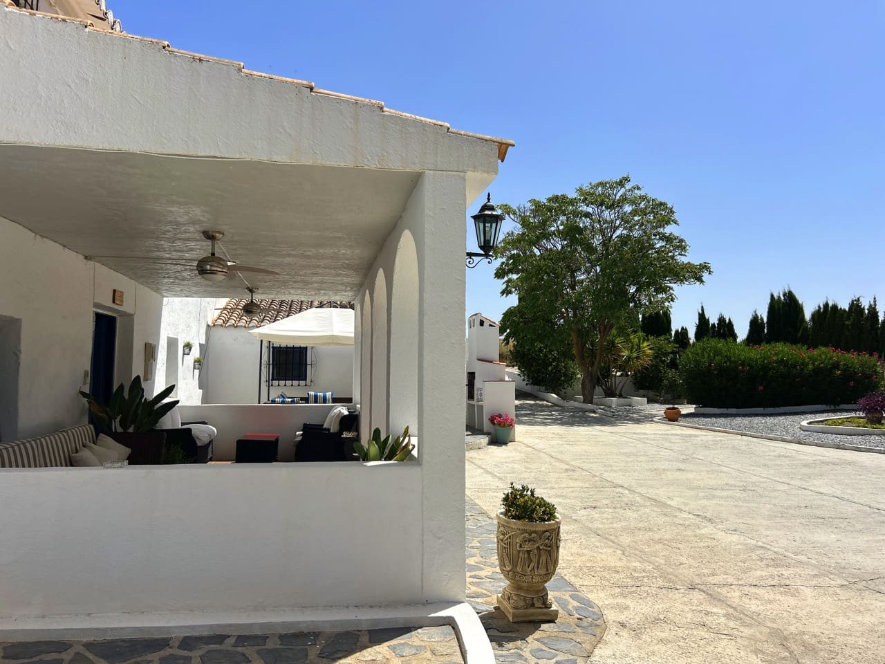 14 soveværelse Finca/Landehus til salg i Caniles med swimmingpool garage - € 1.250.000 (Ref: 9142442)