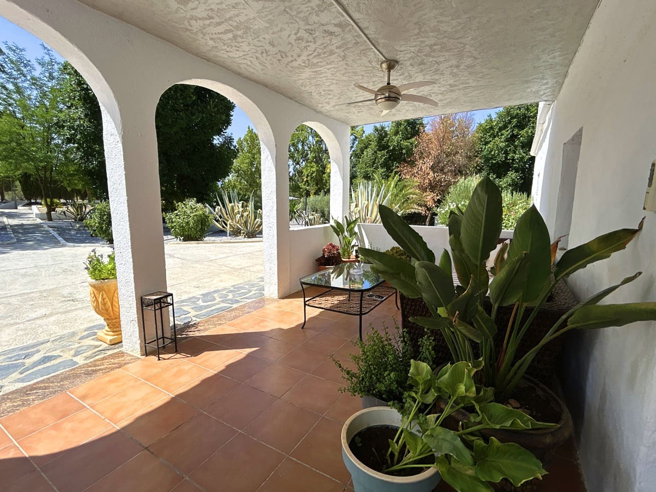 14 soveværelse Finca/Landehus til salg i Caniles med swimmingpool garage - € 1.250.000 (Ref: 9142442)