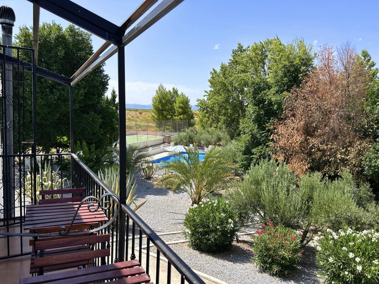 14 soveværelse Finca/Landehus til salg i Caniles med swimmingpool garage - € 1.250.000 (Ref: 9142442)