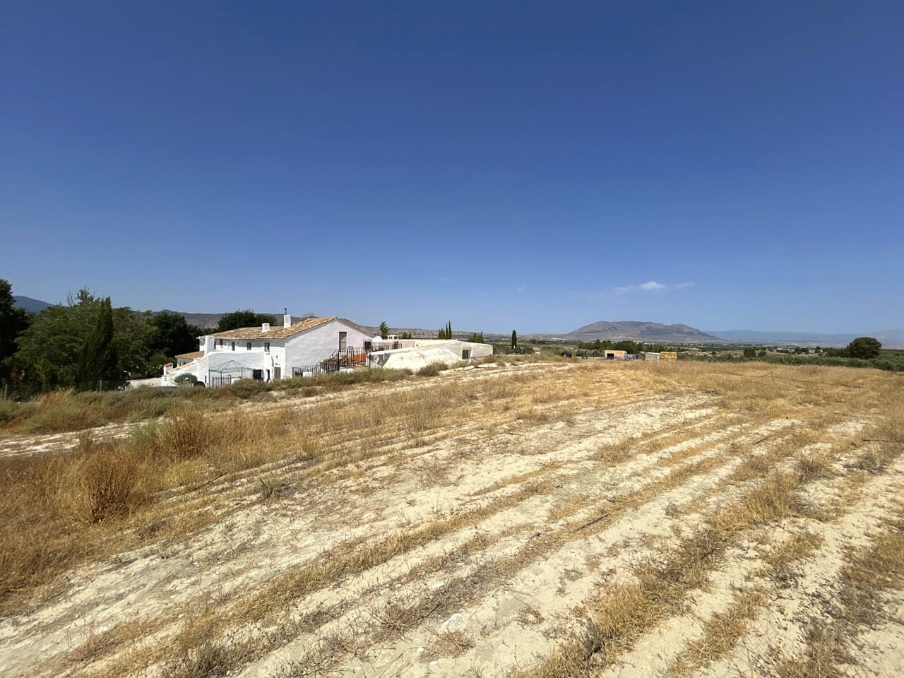 14 soveværelse Finca/Landehus til salg i Caniles med swimmingpool garage - € 1.250.000 (Ref: 9142442)