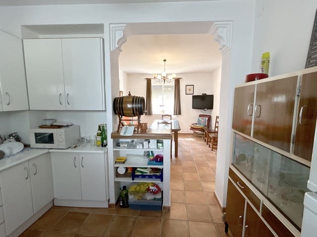 7 bedroom Villa for sale in Mures, Alcalá la Real with pool garage - € 280,000 (Ref: 9143631)