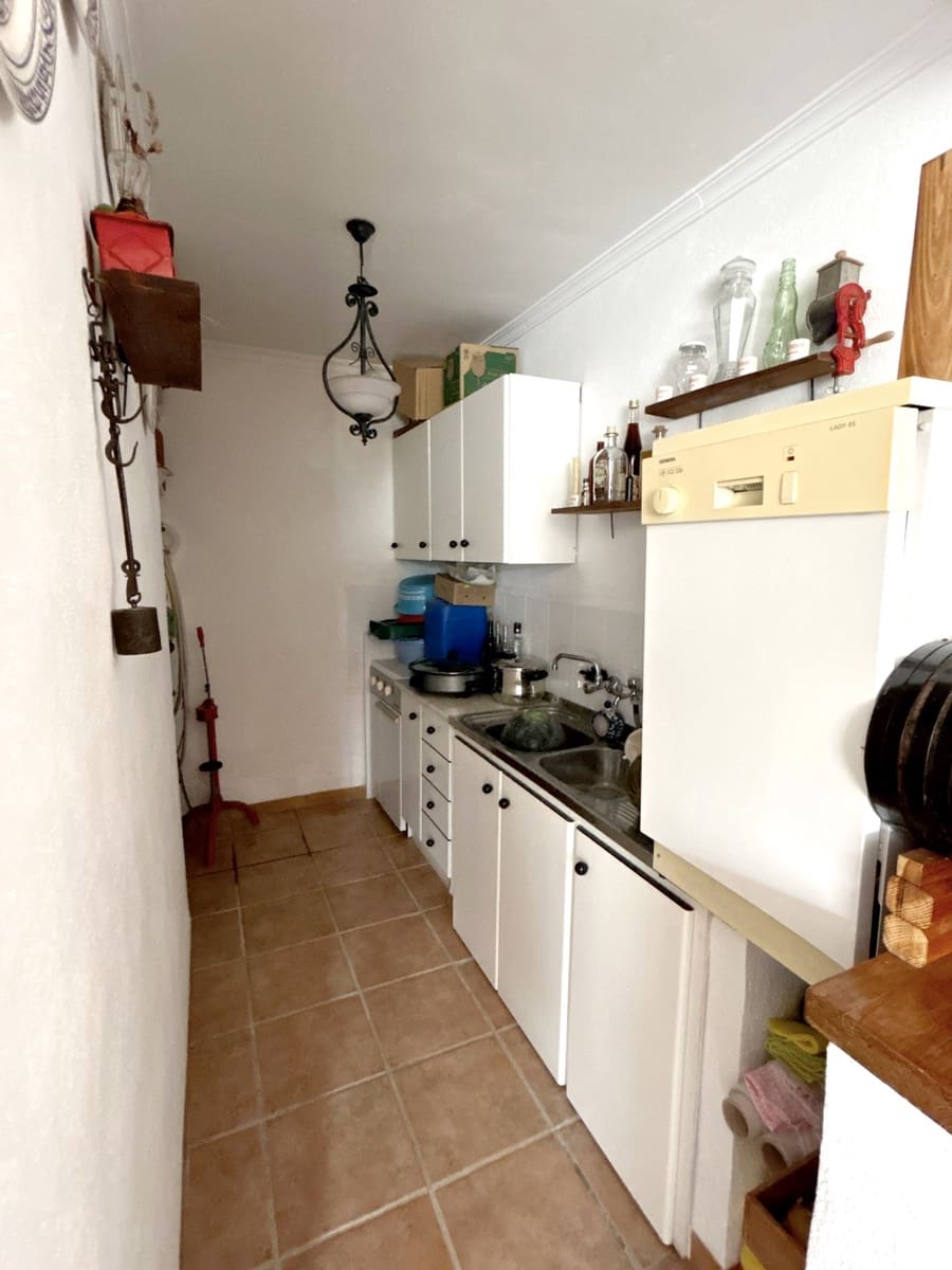 7 soverom Villa til salgs i Mures med svømmebasseng garasje - € 280 000 (Ref: 9143631)