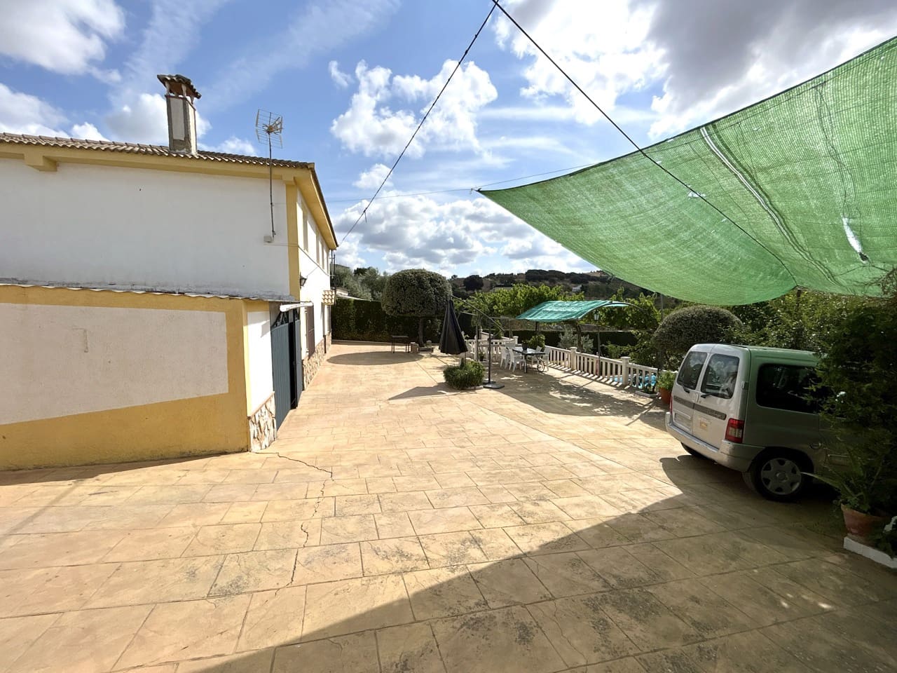 7 soverom Villa til salgs i Mures med svømmebasseng garasje - € 280 000 (Ref: 9143631)