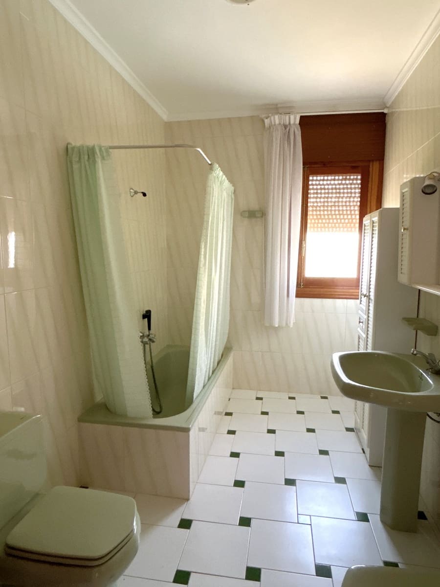 5 soveværelse Villa til salg i Gualchos med swimmingpool garage - € 395.000 (Ref: 9177795)