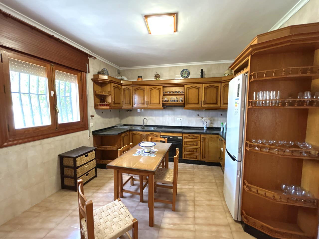 5 soveværelse Villa til salg i Gualchos med swimmingpool garage - € 395.000 (Ref: 9177795)