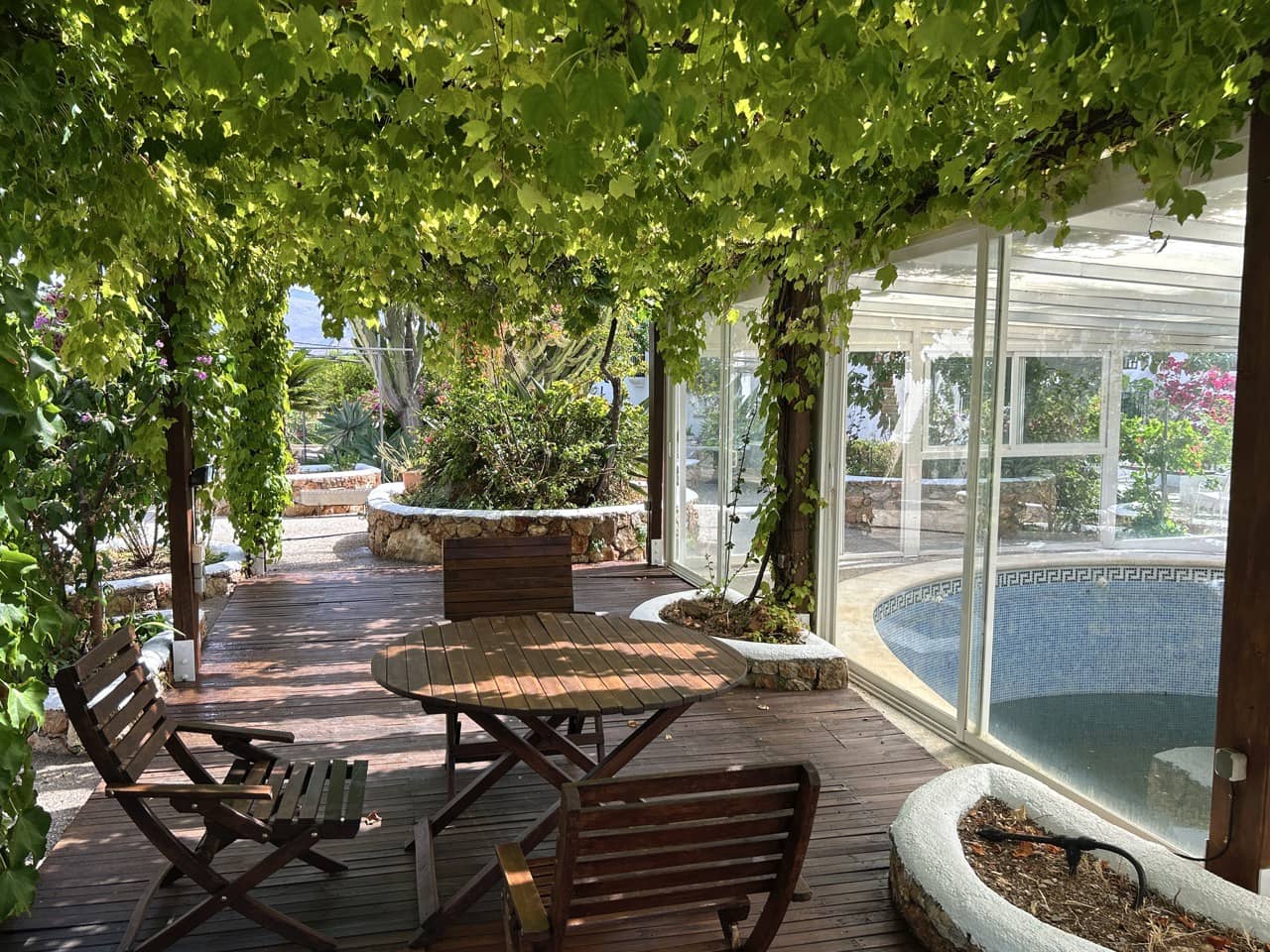 5 soveværelse Villa til salg i Gualchos med swimmingpool garage - € 395.000 (Ref: 9177795)