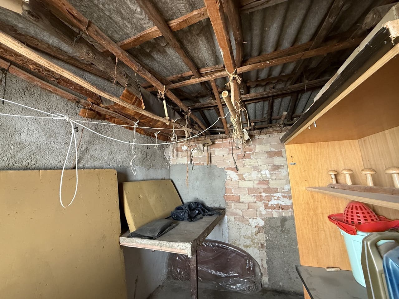 4 soverom Hus til salgs i Colomera med garasje - € 70 000 (Ref: 9188854)