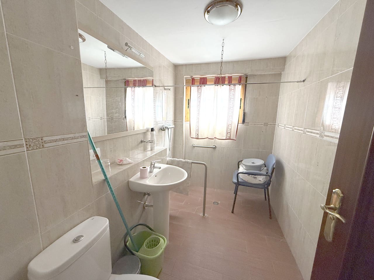 4 soverom Hus til salgs i Colomera med garasje - € 70 000 (Ref: 9188854)