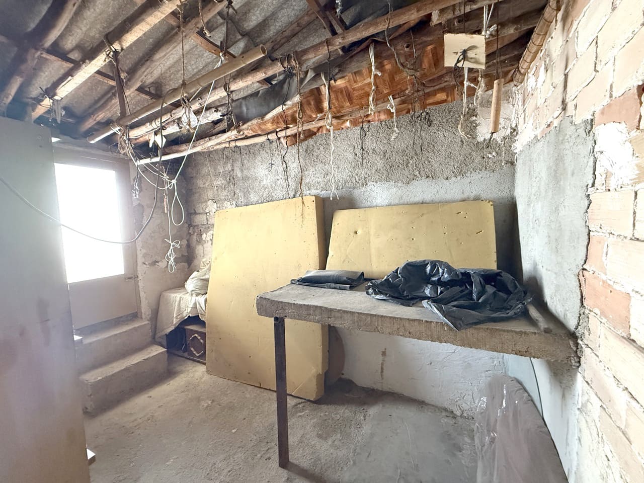 4 soverom Hus til salgs i Colomera med garasje - € 70 000 (Ref: 9188854)