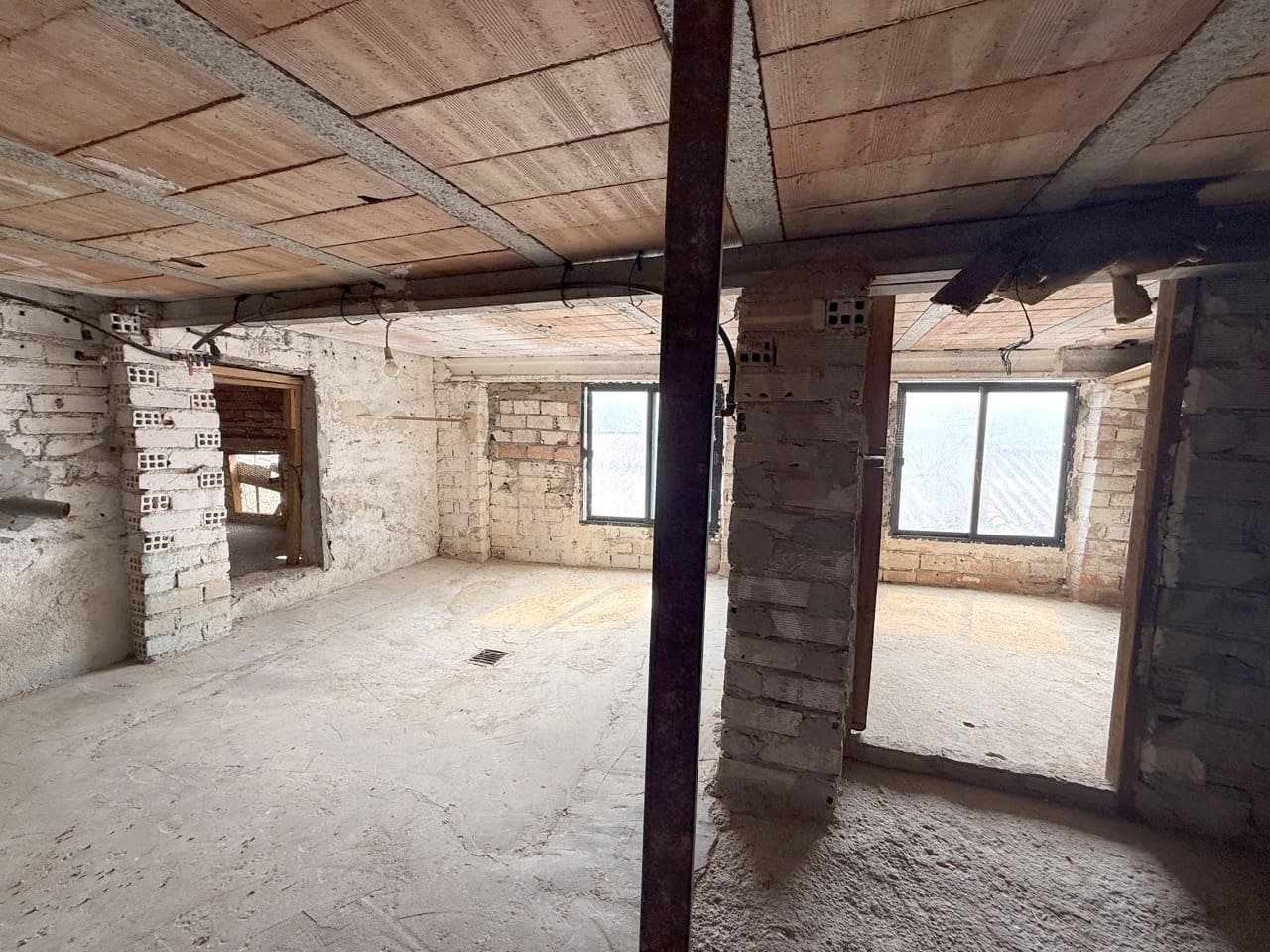 4 soverom Hus til salgs i Colomera med garasje - € 70 000 (Ref: 9188854)