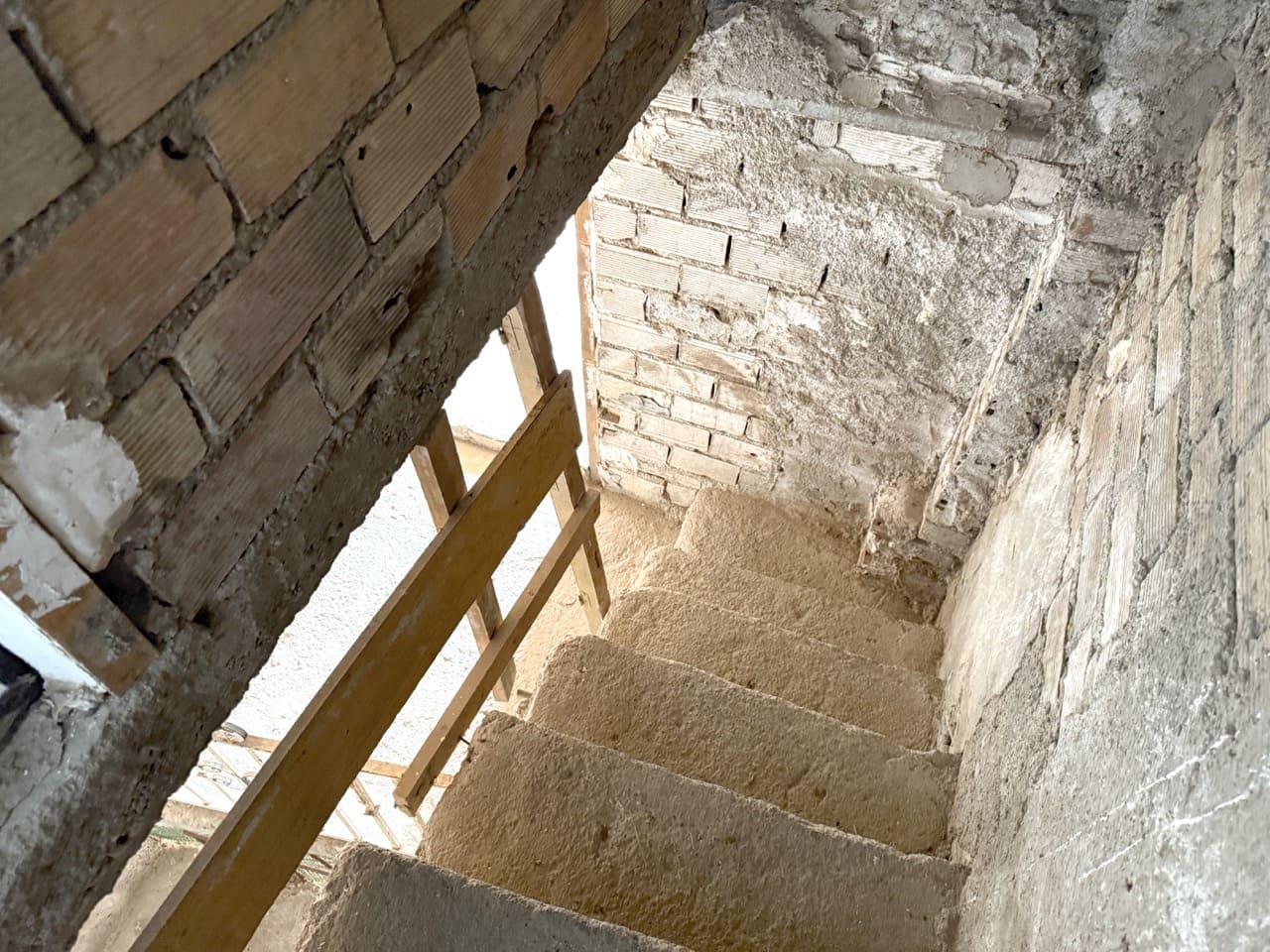 4 soverom Hus til salgs i Colomera med garasje - € 70 000 (Ref: 9188854)