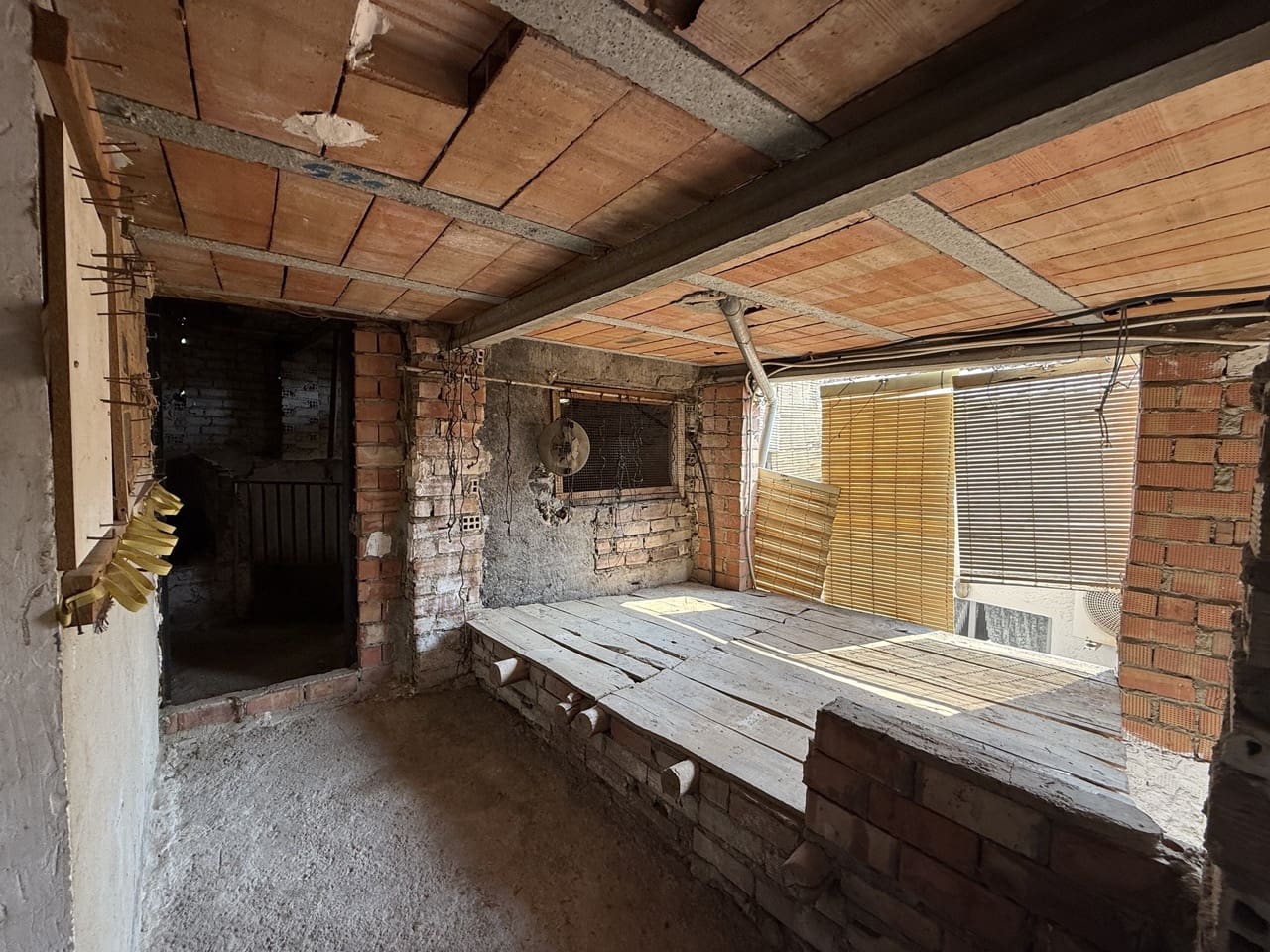 4 soverom Hus til salgs i Colomera med garasje - € 70 000 (Ref: 9188854)