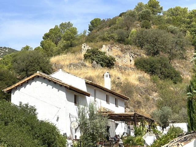 3 bedroom Finca/Country House for sale in Montefrío with pool - € 220,000 (Ref: 9198625)