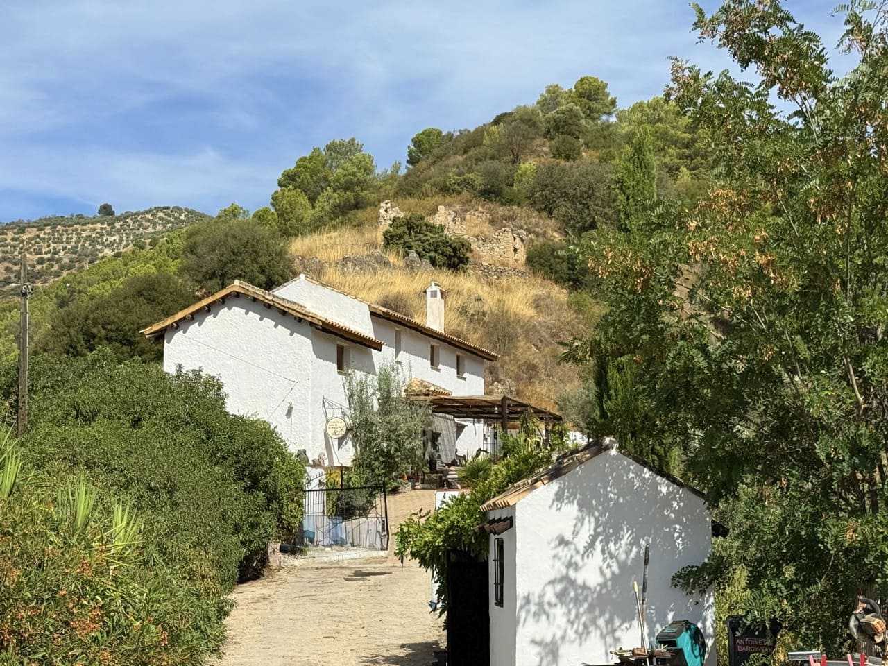 3 soverom Finca/Herregård til salgs i Montefrio med svømmebasseng - € 220 000 (Ref: 9198625)